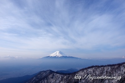 三つ峠から富士山の絶景
