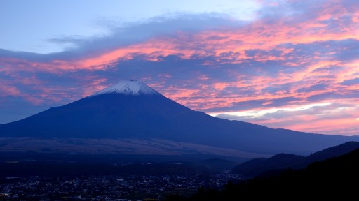 高座山から夕焼けと富士山の写真