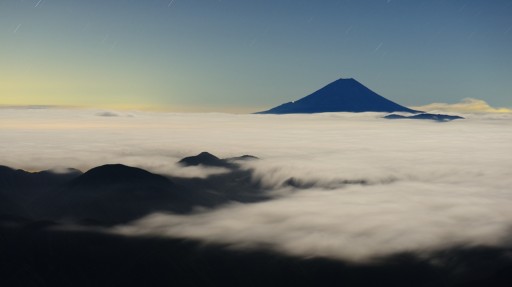 南アルプス白河内岳から雲海と富士山の写真