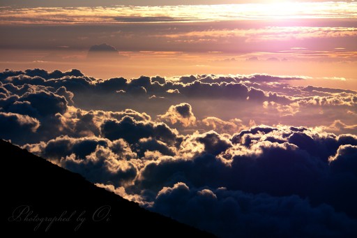 富士登山での御来光の写真