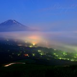 明神山の夜景の写真 「夏の煌き」