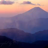 塩見岳から見る富士山の写真 「連なる稜線」