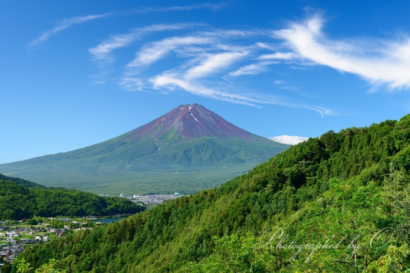 御坂峠・富士見橋より富士山の写真