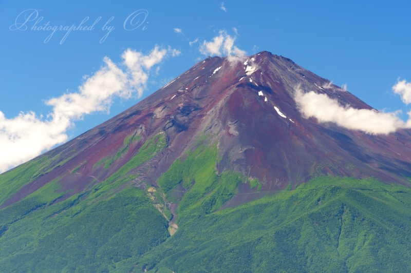 西川林道から夏の富士山の写真