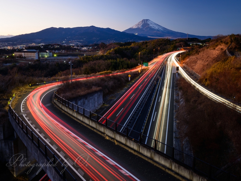 伊豆縦貫道と富士山
