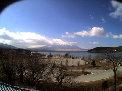2015-03-05 11:40 富士五湖.TV 山中湖平野カメラ http://live.fujigoko.tv/?n=1