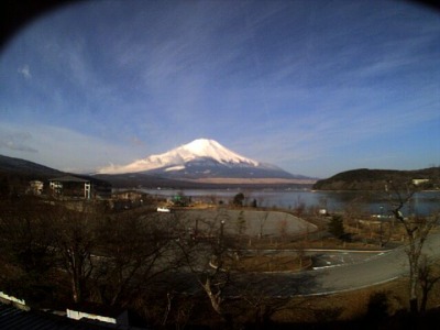 2015-03-12 08:14 富士五湖.TV 山中湖平野カメラ http://live.fujigoko.tv/?n=1