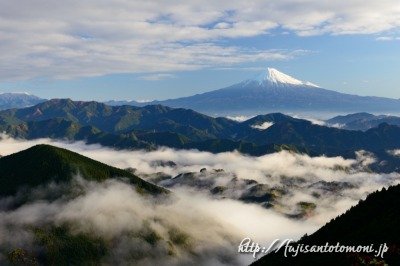 清水吉原より望む雲海と富士山