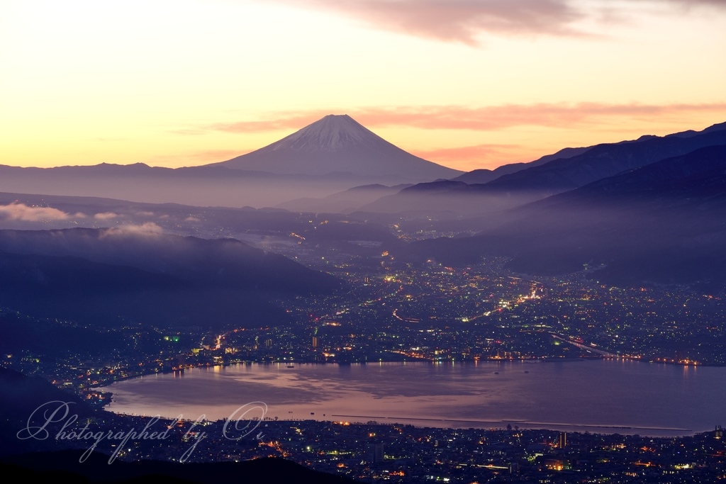 高ボッチ高原からの富士山の写真̌̎夜ٮけの街̏ - 高ボッチ・諏訪湖周辺エリア࿸長野ݼ࿹̍