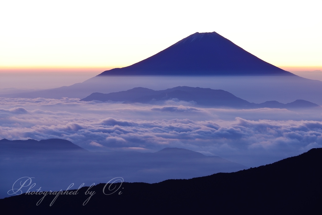 千枚岳から富士山と雲海の写真̌̎朝焼けのマジック̏ - 南アルプス中・南部エリア࿸静岡ݼ・長野ݼ࿹̍