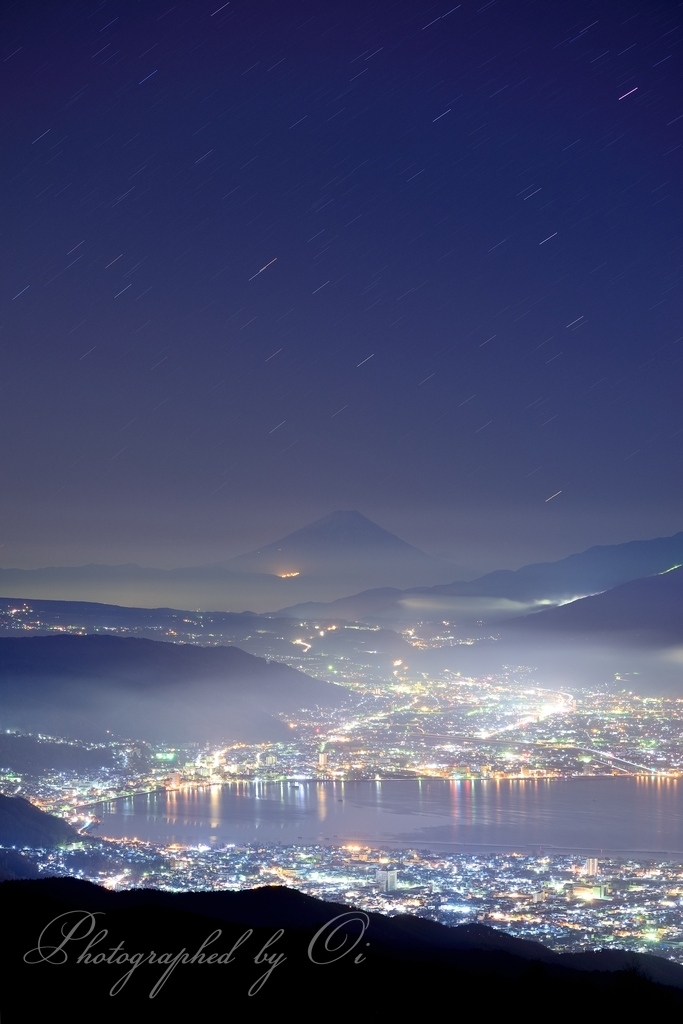 高ボッチ高原からの夜景と富士山の写真̌̎彼方の宇宙̏ - 高ボッチ・諏訪湖周辺エリア࿸長野ݼ࿹̍