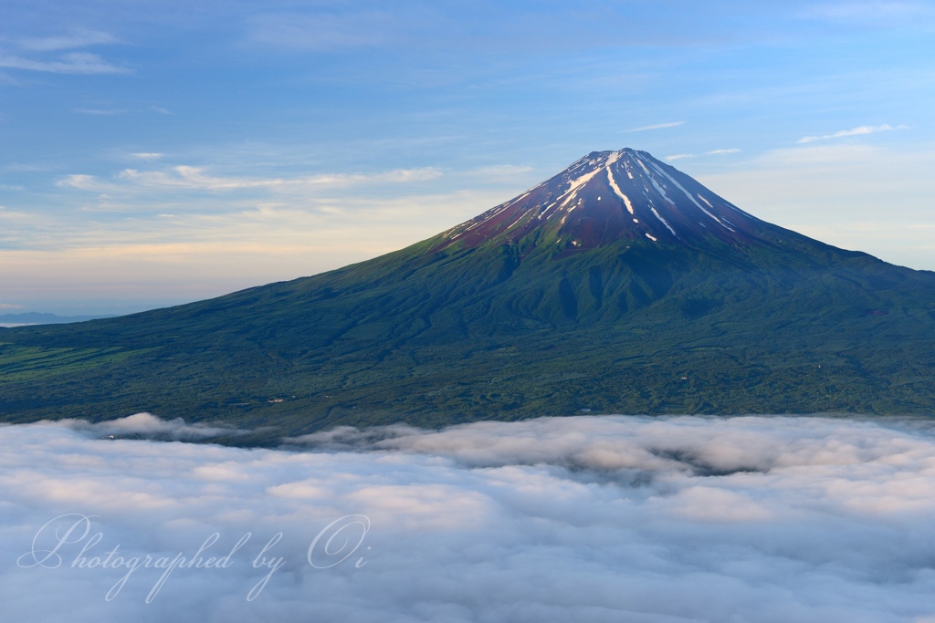 黒岳の雲海と富士山の写真̌̎朝日を浴びて̏ - 河口湖・御坂周辺山エリア࿸山梨ݼ࿹̍