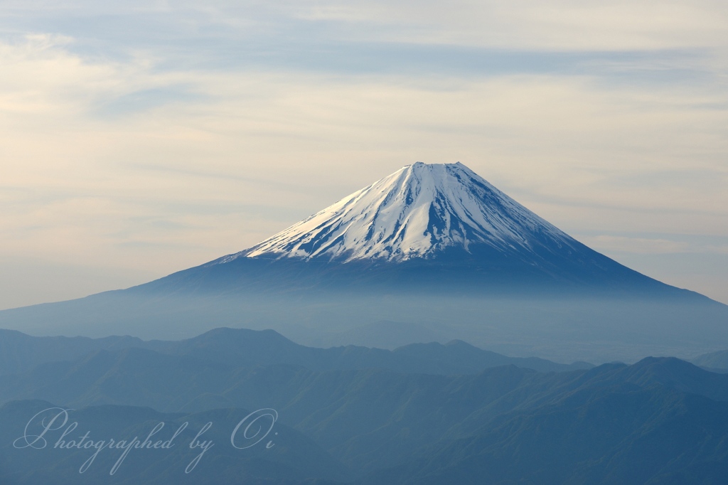 甘利山からの富士山の写真̌̎薄霧泳ぐ̏ - 南アルプス前衛エリア࿸山梨ݼ࿹̍