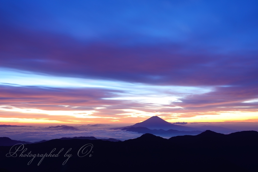 赤石岳から富士山と朝焼けの写真̌̎天空を染めて̏ - 南アルプス中・南部エリア࿸静岡ݼ・長野ݼ࿹̍