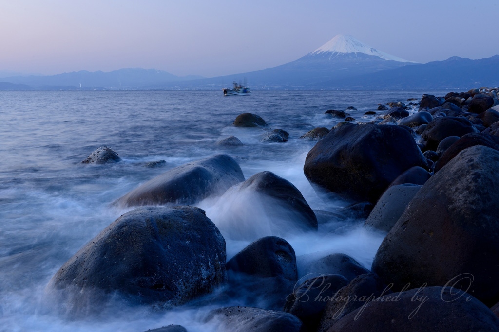井田海岸から見た富士山の写真̌̎ゆらめきの海岸̏ - 西Ӻ豆海岸・周辺山域エリア࿸静岡ݼ࿹̍