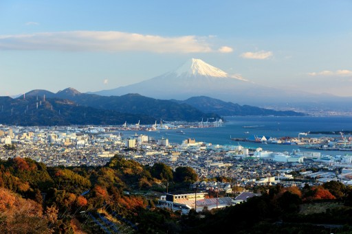 日本平から望む富士山の写真