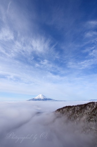 三つ峠の大雲海と富士山の写真