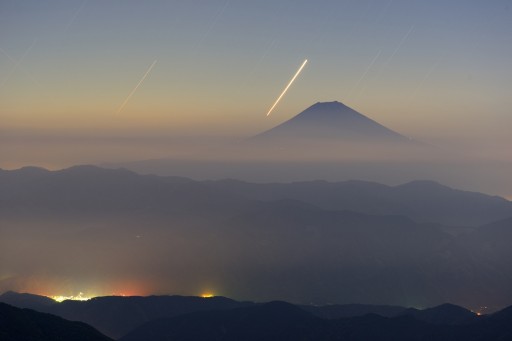 富士山と金星のバルブ写真の写真