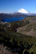 箱根大観山から見た富士山と芦ノ湖の写真 「空澄み渡り」