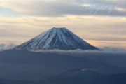 櫛形山から見た富士山の写真 「風格」