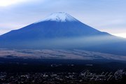 高座山からの富士山の写真 「夕寸の剣」