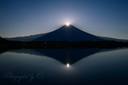 田貫湖より満月のパール富士（ダブルパール富士）の写真 「満月のダブルパール」