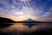 田貫湖の朝焼けの写真 「impression」