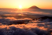 千枚岳から富士山と御来光の写真 「天光」