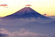 櫛形山から見た富士山の写真 「神の如し」