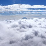 北岳から望む雲海と富士山の写真 「秋空の中」