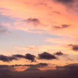 笹山からの富士山と朝焼けの写真 「切ない夏」