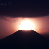 高尾山からのダイヤモンド富士の写真 「DIAMOND」