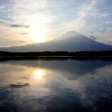 田貫湖の朝の写真 「瑞々しい朝」