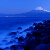 戸田海岸から富士山と駿河湾の写真 「夜明けの波音」