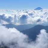 北岳から雲海と富士山の写真 「大海泳ぐ」