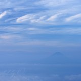 国師ヶ岳の雲海の写真 「高雲が描く」