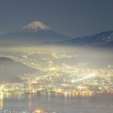 高ボッチからの月光の富士山の写真 「月下の煌き」