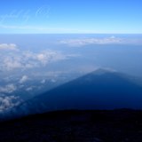 影富士と雲海の写真 「折り返しのシルエット」